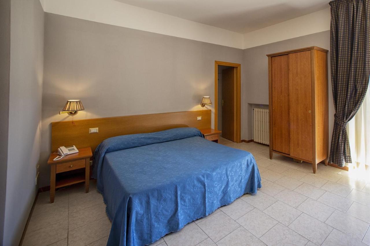 Roccaporena & La Margherita 3*